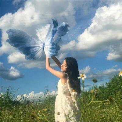裙角飞扬的时光